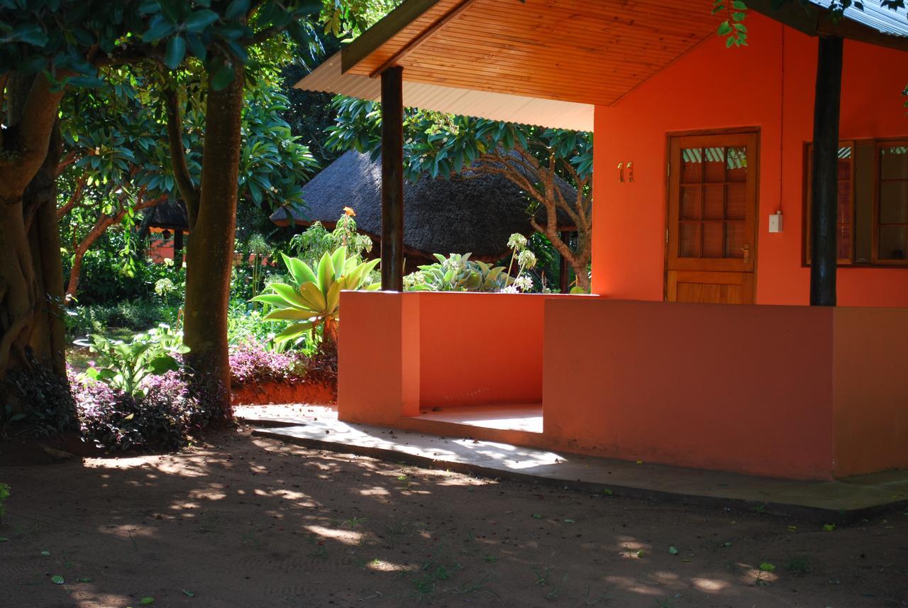 Bushbaby Lodge & Camping Hluhluwe Exterior photo